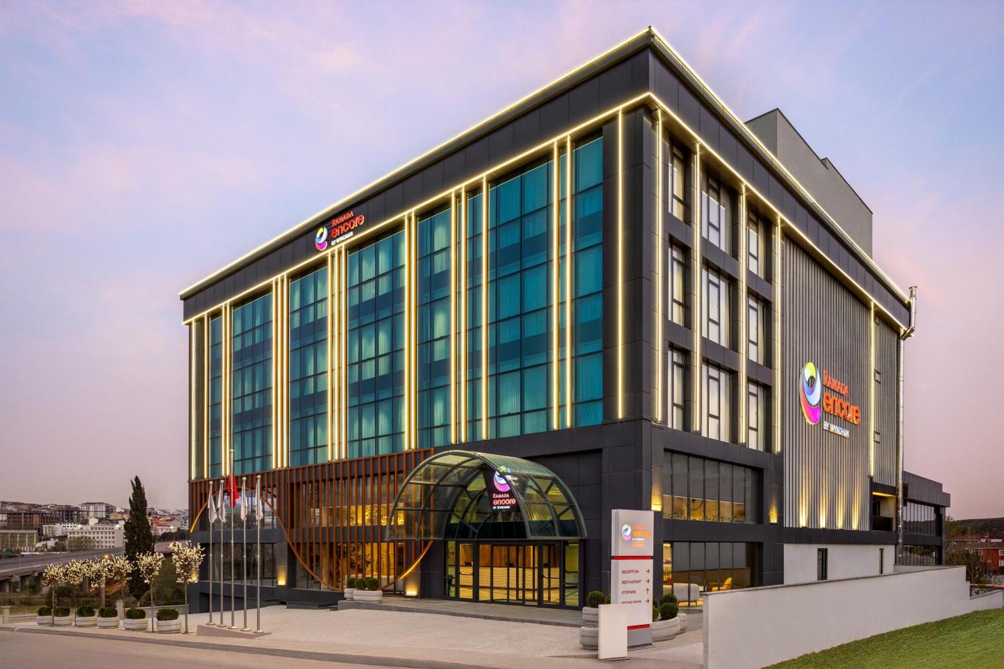 Ramada Encore By Wyndham Istanbul Arnavutkoy Eksteriør bilde